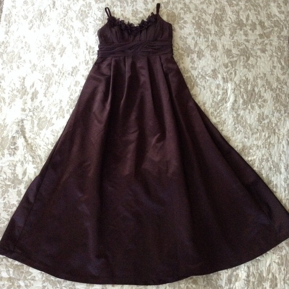 LN🌹Girls Chocolate Formal Gown w/ flowers
